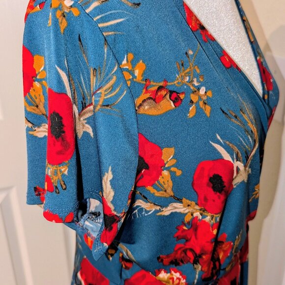 Kaileigh Floral Wrap Dress - Picture 7 of 8